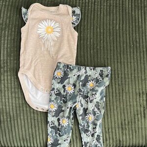 Daisy and camo Baby Onesie and Pants Set